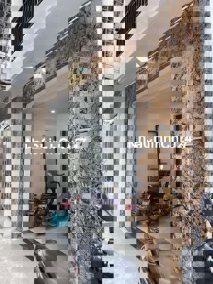 NHÀ PHỐ ĐÀM QUANG TRUNG - MỚI TINH - FULL NỘI THẤT - THANG MÁY SỊN SÒ