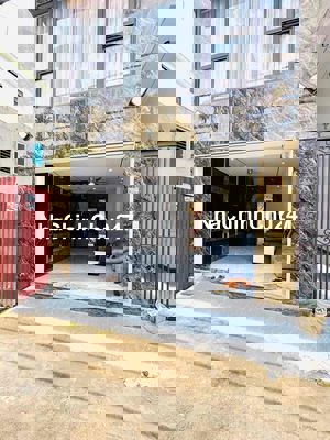 BÁN NHÀ ĐÀM QUANG TRUNG - LONG BIÊN,MỚI ĐÉT, THMÁY, FULL NTHÂT, LÔ GÓC