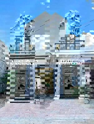 Nhà mặt tiền Hưng Nhơn 100m2 2PN 2WC