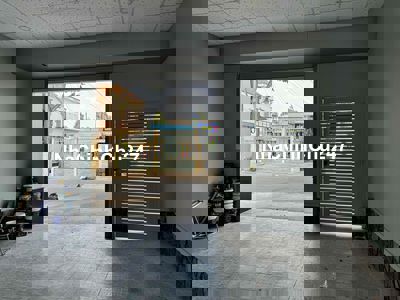 Nhà mặt tiền Trần Phong Sắc