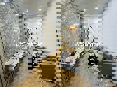 Nhà Yên Sở 4 Tầng, Full Công Năng, Gần Hồ, Sổ Đỏ, Chỉ Hơn 2 Tỷ