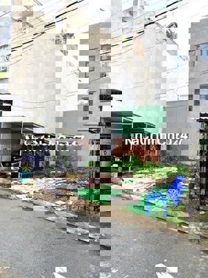 💥 Đất rẻ - Chỉ 4.15 TỶ - QL.13 - Gần Vạn Phúc cách 10p đi xe