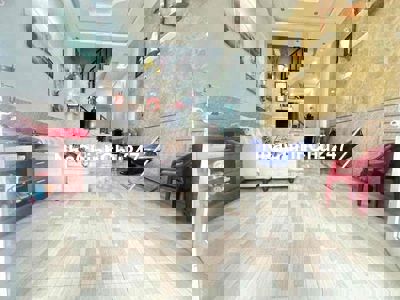 Bán nhà chính chủ 1 trệt 1 lầu, xây dựng kiên cố Đông Hoà, Dĩ An