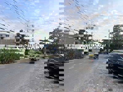 đất làm xưởng xe công ok luôn ạ. giáp ranh q12 hóc môn