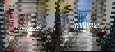 Nhà Vườn Lài , DTSD 183m2 , HXH rộng , 4PN, 3 tầng kiên cố