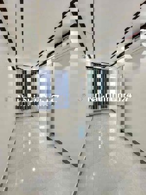 Nhà mới 2 phòng ngủ Trường Chinh, phường 14, Tân Bình. 3 tầng