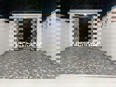 CẦN BÁN NHÀ CẤP 4 - 2 PHÒNG NGỦ, ĐẤT 5x21M - GIÁ TỐT