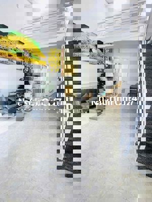 chính chủ gửi bán nhà k388 Tô Hiệu thông Nguyễn Xí gần biển