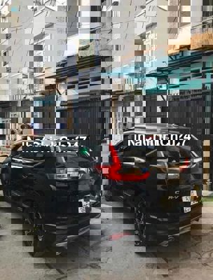 cần bán căn nhà đi định cư cùng gia đình ở úc hẻm xe hơi đẹp