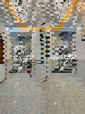 CHỦ GẤP ĐỊNH CƯ BÁN NHÀ 4X15M 3T HẺM XE HƠI THÔNG GẦN PHAN X LONG