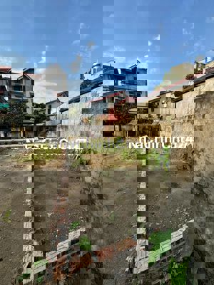 Bán đất Đa Tốn chưa đến 3 tỷ 48m2 hình thửa vuông vắn ngõ nông rộng