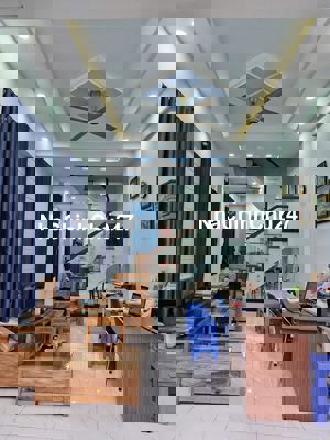 CHÍNH CHỦ CẦN BÁN CĂN GÓC 2 MẶT HẺM