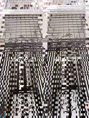 Chính chủ bán nhà mới đẹp Lê Trọng Tấn, ô tô đỗ sát nhà, thoáng trước