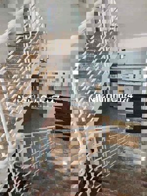 CHỦ CẦN TIỀN NÊN BÁN NHÀ 3 TẦNG GIÁ TỐT