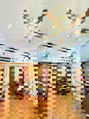 Chính chủ bán Chung  Đền Lừ sổ đỏ - oto đỗ - thang máy - Nội thất mới