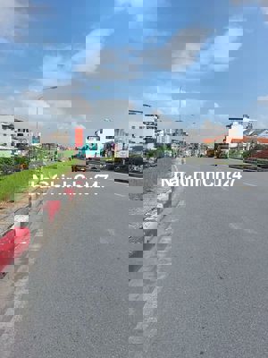 Bán đất Bắc Cầu 3, Ngọc Thụy, 35m², mặt tiền 4m, ngõ nông, ô tô 7 chỗ