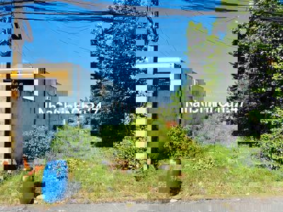 Đất Đường Bùi Thị He DT 223m2 ( 8x28m ) gia 720TR Mặt Tiền Nhựa Xe ÔTô