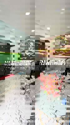 chính chủ cần bán nhà 1/ ngắn Hà Huy Giáp ngay cây xăng phát lộc