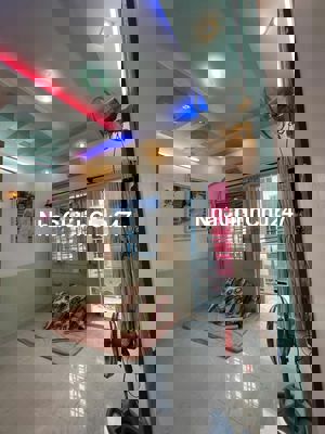 Bán nhà riêng hẻm xe hơi vô thoải mái Nguyễn cảnh chân quận 1