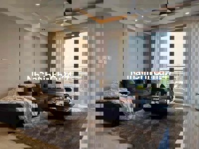 Căn hộ view sông Phú Mỹ Hưng 128m2 có ô xe hơi giá 17.5 tỷ