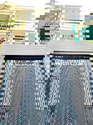 Chính chủ bán 225/4 Lý Thái Tổ, 100m2 SD, 3 tầng cách MT 30m2