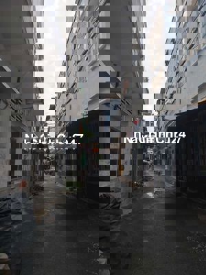 Cư Xá Lữ Gia - 40m2  3 Tầng - Nở hậu tài lộc - đường xe hơi thông