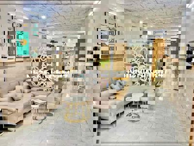 NHÀ ĐẸP - CHỦ BÁN LỖ - NGAY GIÁO XỨ CHỢ CẦU