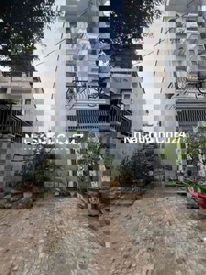 đất còn chính chủ , chủ bán đất phước lý 11 dt 105 m đường 7 m5