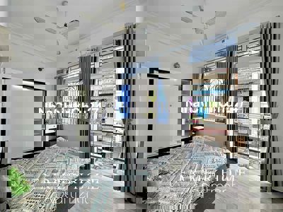 Chính Chủ Khai Trương 1 Phòng Ngủ Ban Công Ngay Khu Bàu cát Tân Bình