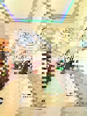 CHỦ GẤP BÁN HẠ 200tr_QUÁ RẺ TRONG KHU VỰC_4 TẦNG_TRƯƠNG ĐÌNH HỘI_QUẬN8