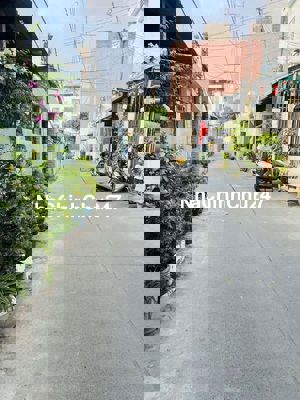 Nhà chính chủ BTCT,2 tầng,71m2,ngay TMT5,Trung Chánh,Hóc Môn,4,7 tỷ