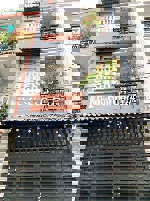 Chính chủ 4*16 CN 65 M2 khu cao cấp hẻm xe hơi 8 m 4 tầng q3