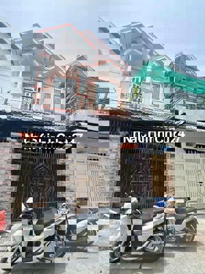 - Chủ gửi Nhà tx38 Khu Vạn Xuân -Diện tích 5x 12 -Nhà 1 trệt 1 lầu 1 p