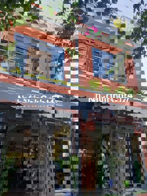 CHÍNH CHỦ BÁN NHÀ 2 MẶT TIỀN, 2 TẦNG 1 TUM VEN BIỂN SƠN TRÀ, ĐÀ NẴNG