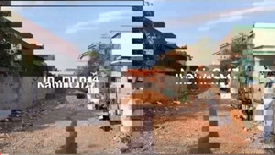 Ngộp bán gấp 400m2 đất thổ cư 1ty850 sổ riêng chính chủ  thương lượng