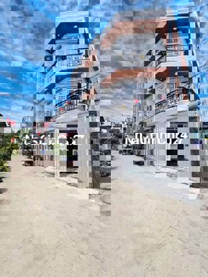 Chính chủ góc 2 MT ngang 8m dài 10 m 74 M2  hẻm ô tô dt 40 TR/t TB