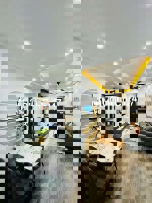 CHÍNH CHỦ GIA ĐÌNH CẦN BÁN CĂN HỘ TẦNG 9 TẠI HH1 LINH ĐÀM Ở NGAY ĐƯỢC