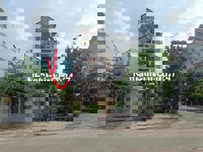 cần bán  lô đất chính chủ hướng đẹp