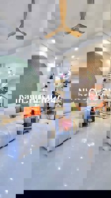 Chính chủ cần bán nhà Hoàng Hoa Thám P7 Bình Thạnh .