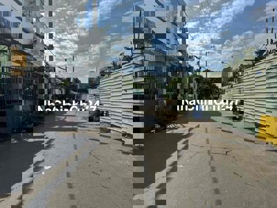 bán căn nhà chính chủ hẻm thông sát bên các trường học