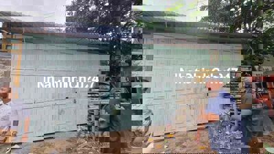 chính chủ e cần bán đất sau công viên làng hoa