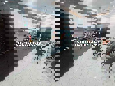 Nhà ở trong chợ đại từ , 4 phòng ngủ , giấy tờ chính chủ