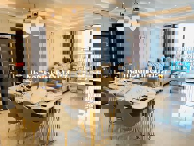 Chủ nhà bán gấp căn hộ SAIGON ROYAL- 2PN-  Giá 5.3 tỷ