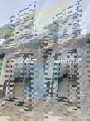 Chính chủ gửi bán nhà đẹp vào ở ngay hẻm Huỳnh Tấn Phát Q7 giá tốt tl