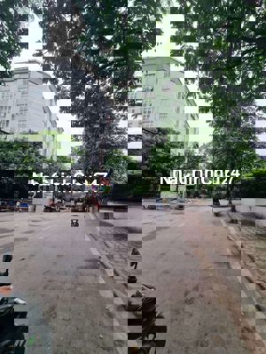 Chính Chủ Bán Đất Phố Yết Kiêu Hà Đông 10m ra mặt phố 35m giá 3.95 tỷ.