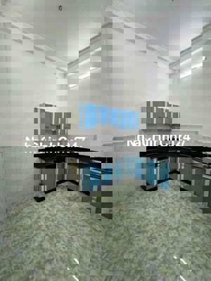 chính chủ muốn share lại 2 phòng ngủ 2wc hẻm xe hơi đầy đủ công năng