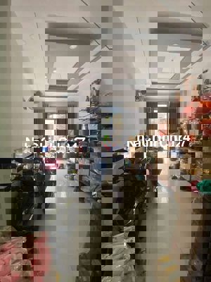 Chính chủ bán nhà 4 lầu hẻm Trường Lưu Tp Thủ Đức giá 4.25 tỷ