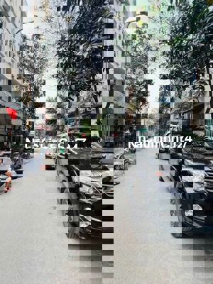 KHU ĐÔ THỊ XA LA NHÀ ĐẸP NGAY HỒ CHỦ CẦN BÁN GIẢM SÂU.