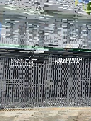 Chính chủ cần bán gấp căn nhà lầu như hình.Giá: 755Tr