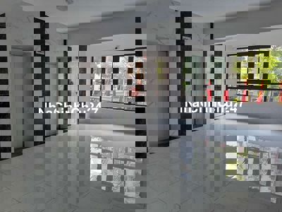 Chính chủ cần bán căn chung cư tại tòa NƠ 4A Bán đảo Linh đàm